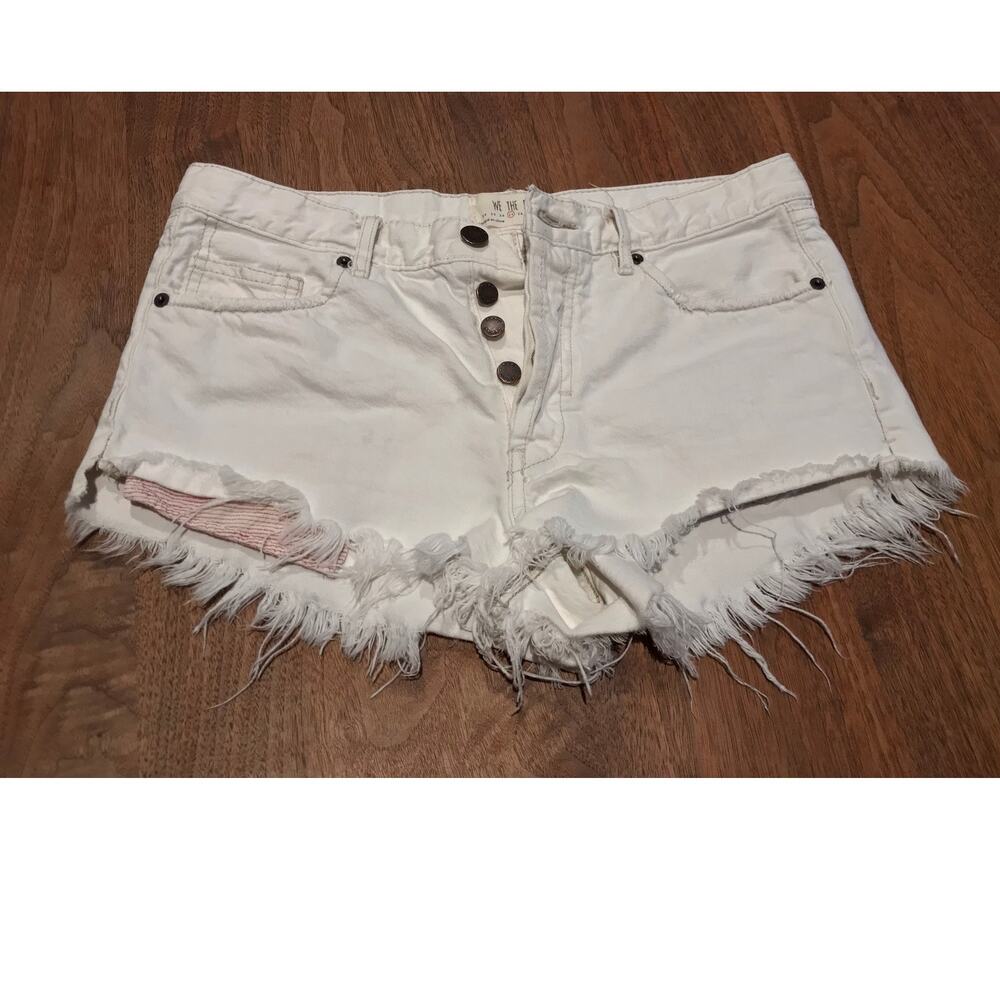 We The Free Cut Off Shorts Women's 27 White Button‎ Fly Raw BEACH Boho Festival